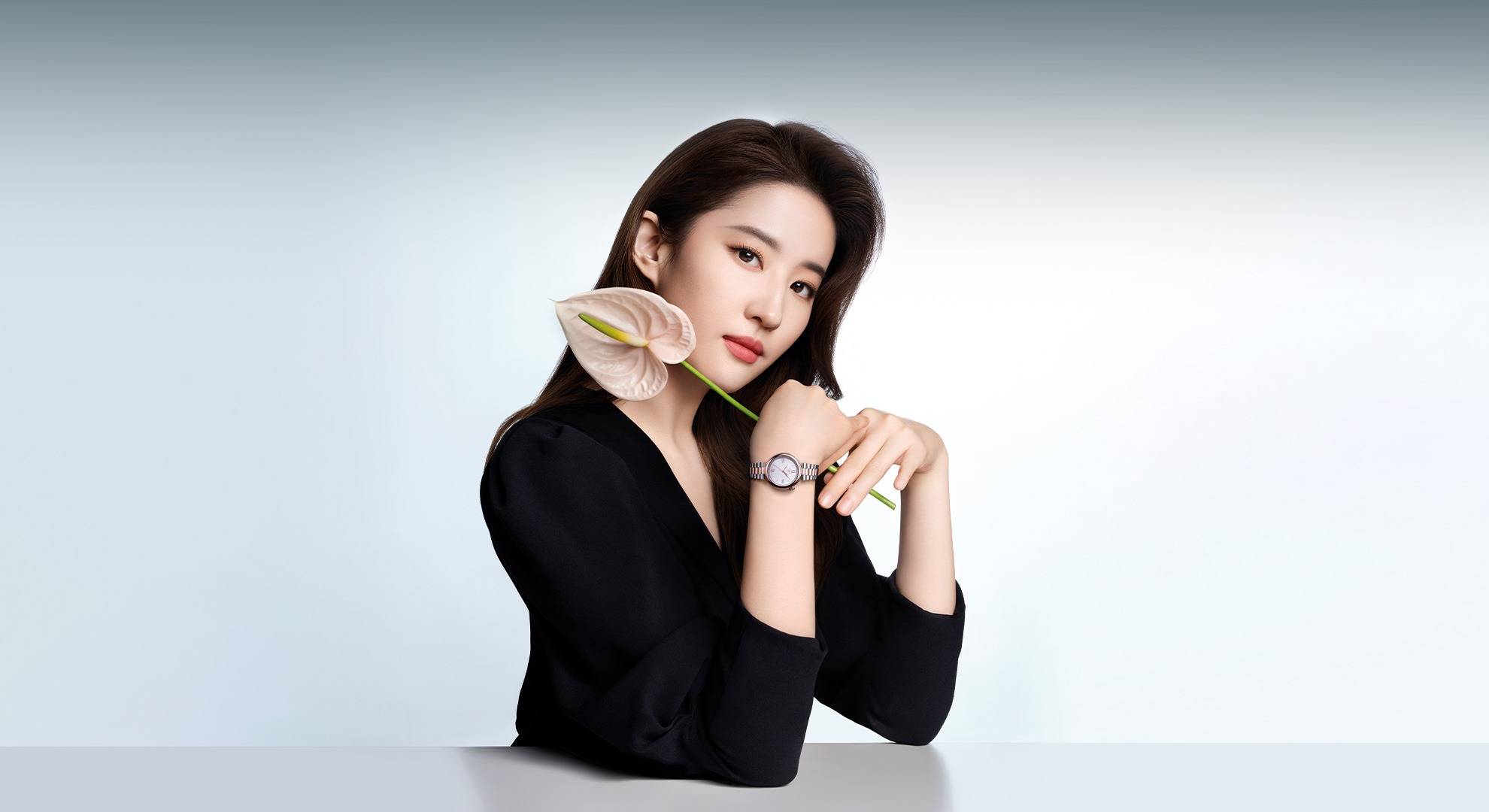 十大女士机械手表总有一款适合你K8凯发腕间的优雅：2025(图13)