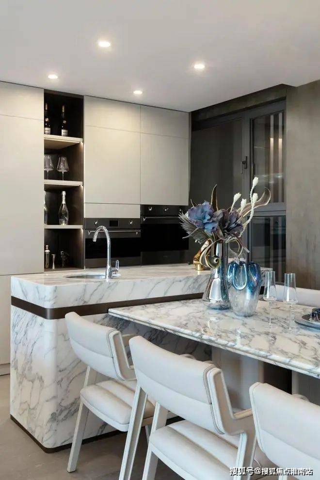 富玖著云庭价格_售楼处电话_营销中心中信泰富玖著云庭售楼处_苏州中信泰(图13) 富玖著云庭价格_售楼处电话_营销中心中信泰富玖著云庭售楼处_苏州中信泰(图13)